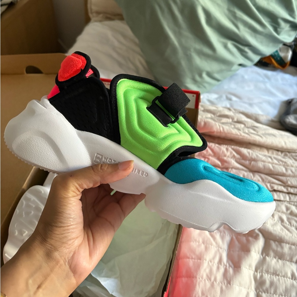 Nike air rift * No Box